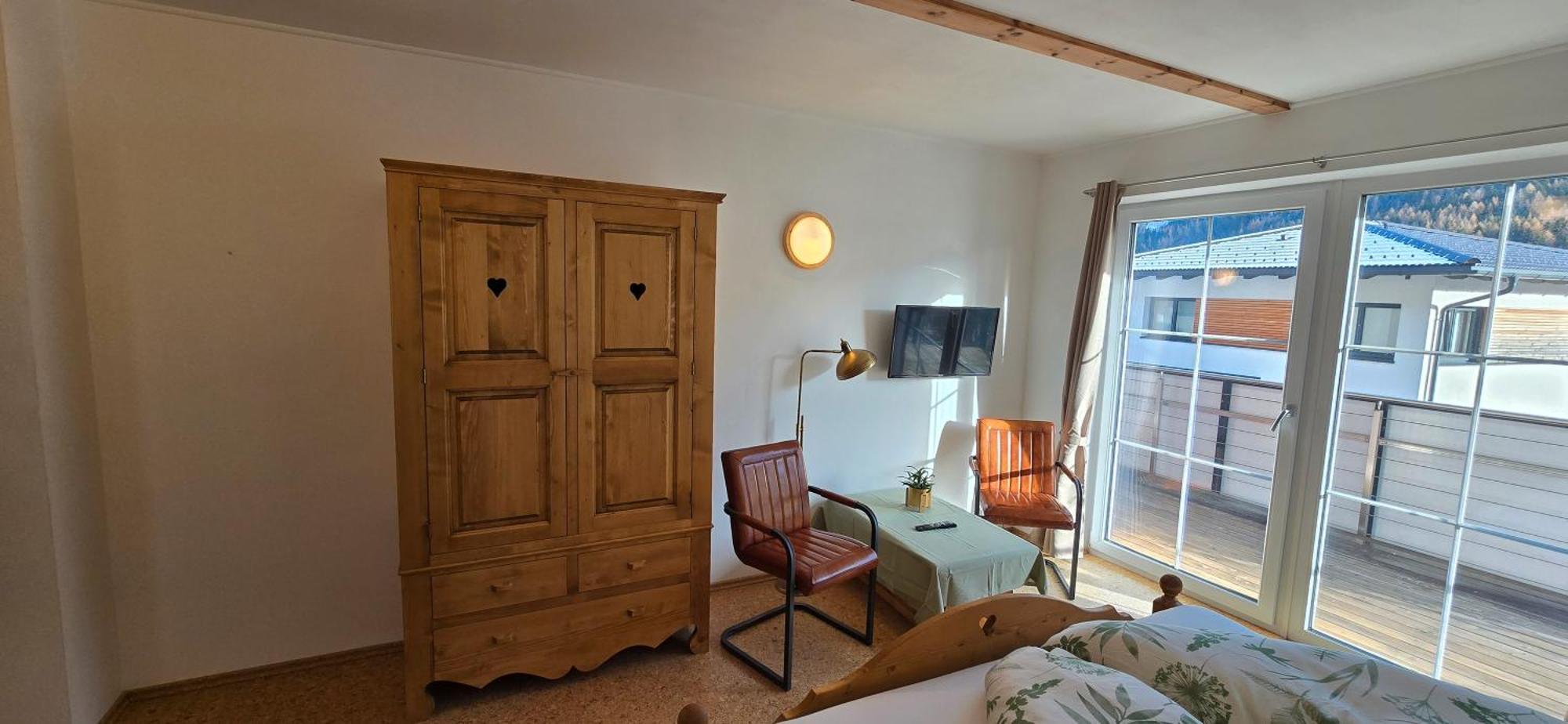 Haus Auszeit Bed & Breakfast Венс Екстериор снимка
