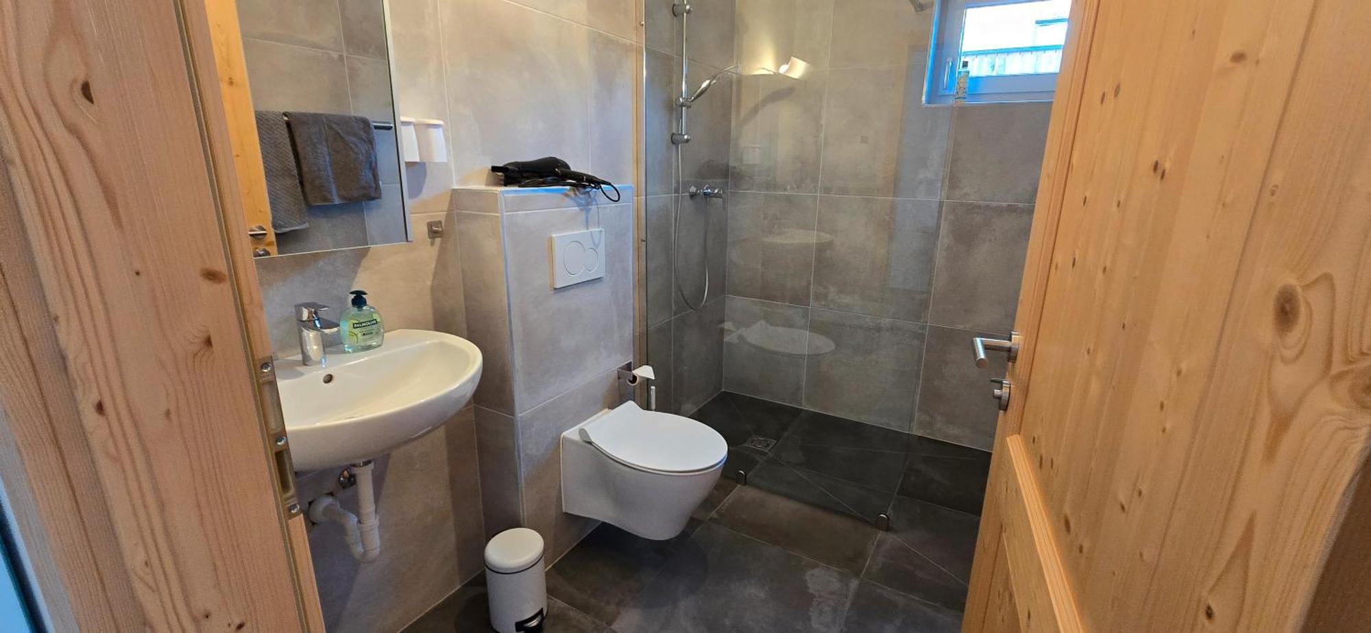 Haus Auszeit Bed & Breakfast Венс Екстериор снимка
